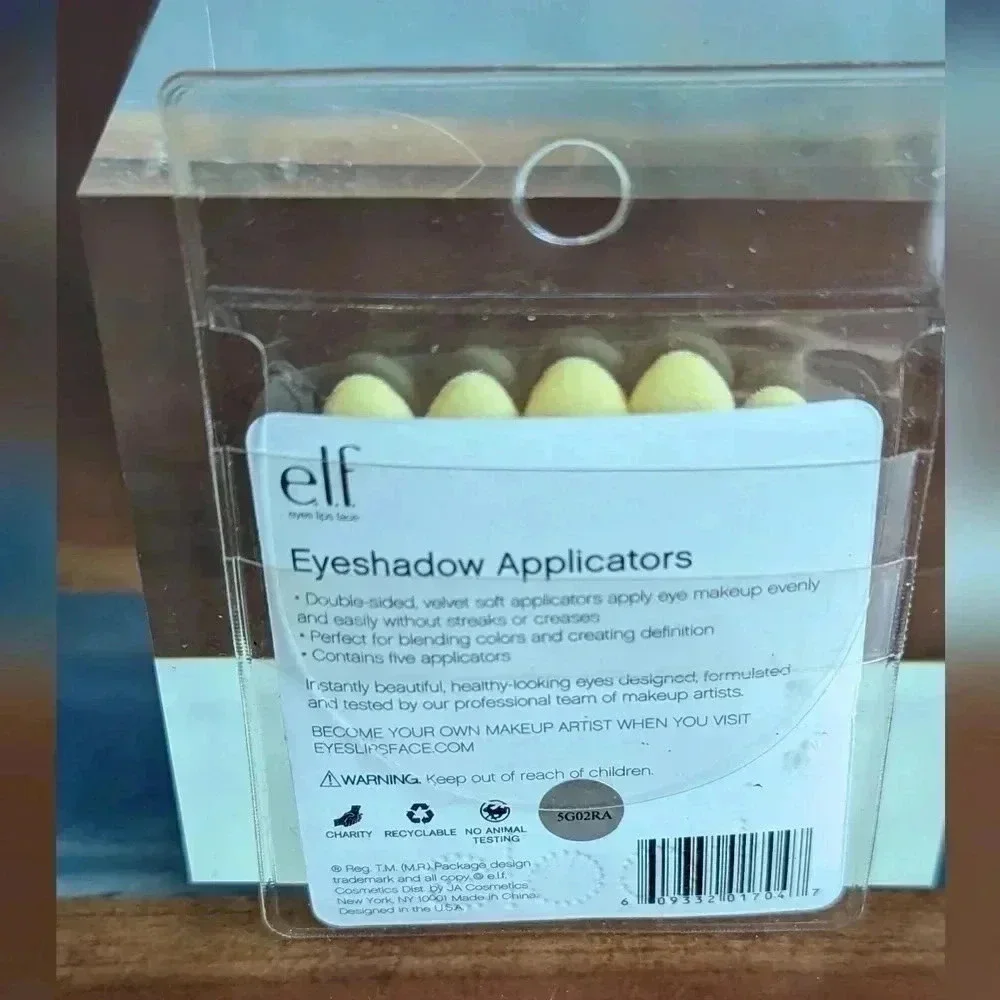 E.L.F. Eyeshadow Applicators (NWT)